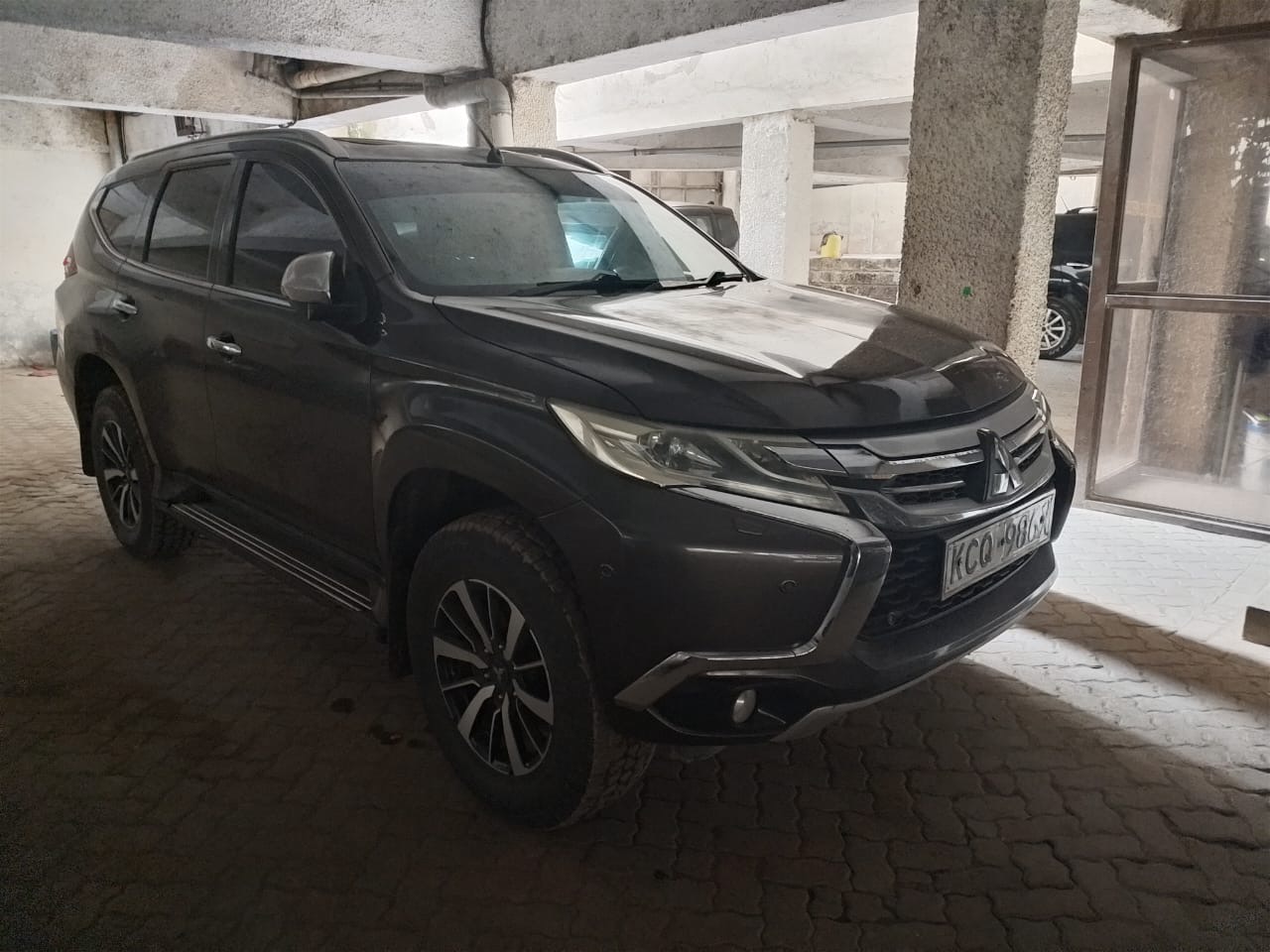 Mitsubishi Pajero sport 